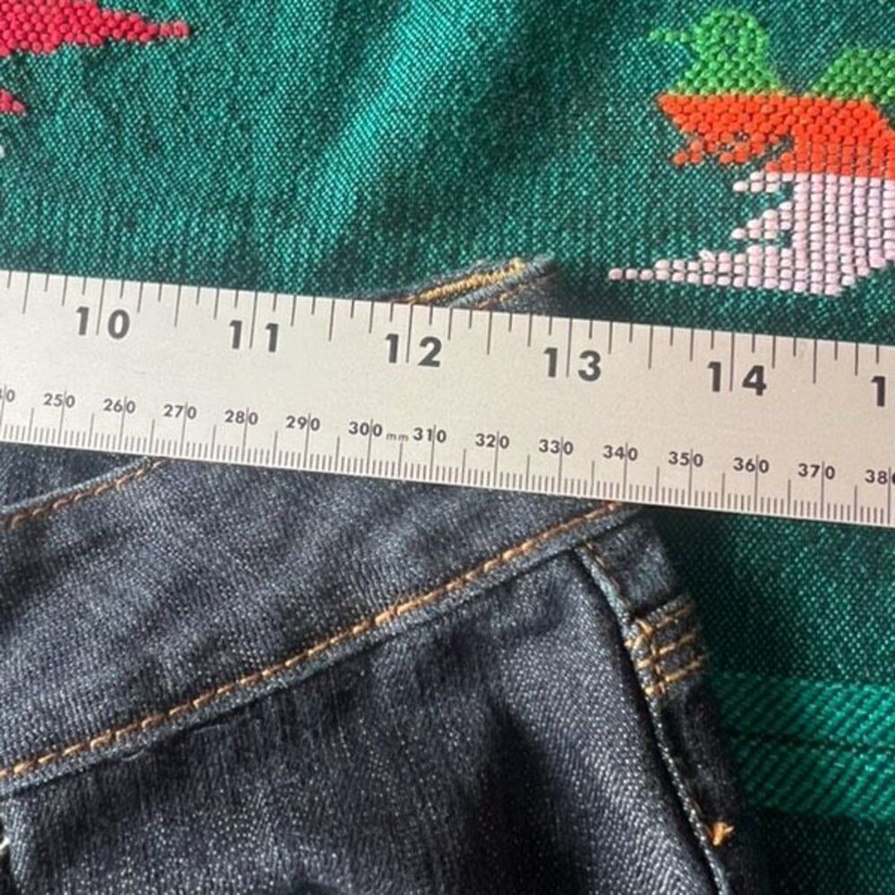 Women’s Y2K rockwear Bermuda shorts ￼‎ - Picture 3 of 8